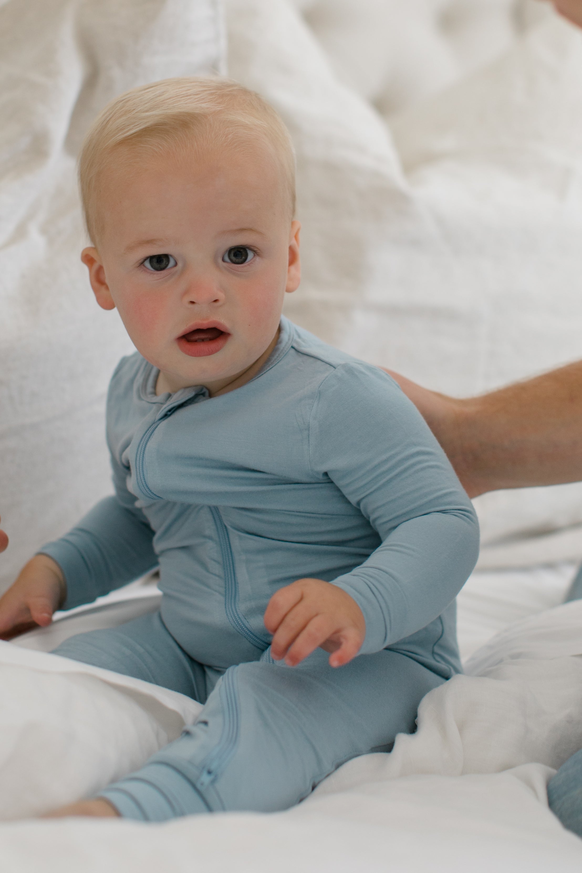 Choosing the Perfect Size for Your Little One: A Guide to Roobear Sleepwear Sizing